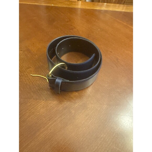 Accessory Lady Navy Blue Leather Belt Size M with Gold Tone Accent Buckle - Picture 5 of 16